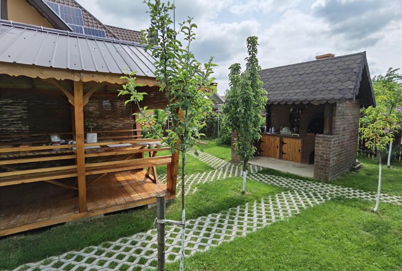Conacul Caterinei Otel Polovragi Dış mekan fotoğraf