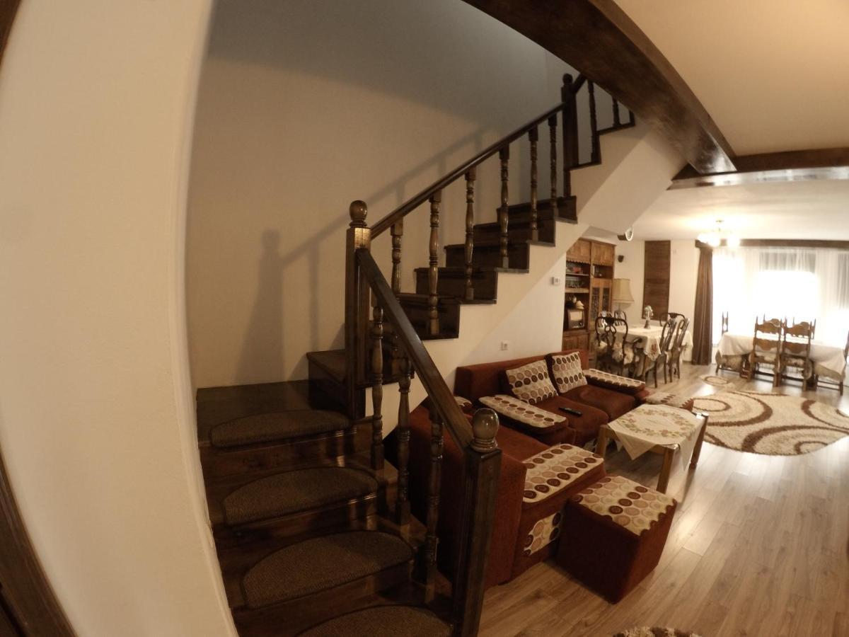 Conacul Caterinei Otel Polovragi Dış mekan fotoğraf